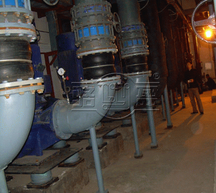 如何避免水擊對可曲撓橡膠接頭的損害