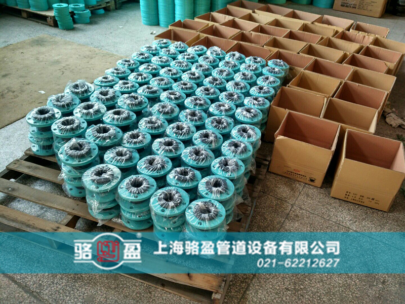 橡膠接頭在試壓過(guò)程中要注意哪些事項(xiàng)