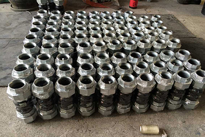 <a href=http://www.zwmfcls.com.cn target=_blank class=infotextkey>絲扣橡膠接頭</a>安徽省宿州市埇橋區(qū)生產(chǎn)廠家